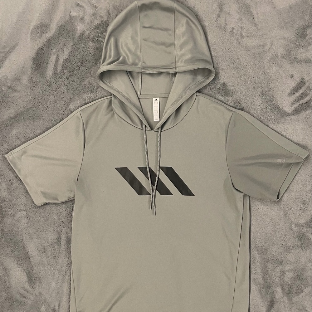 Adidas Men's Short sleeve Light weight hoodie